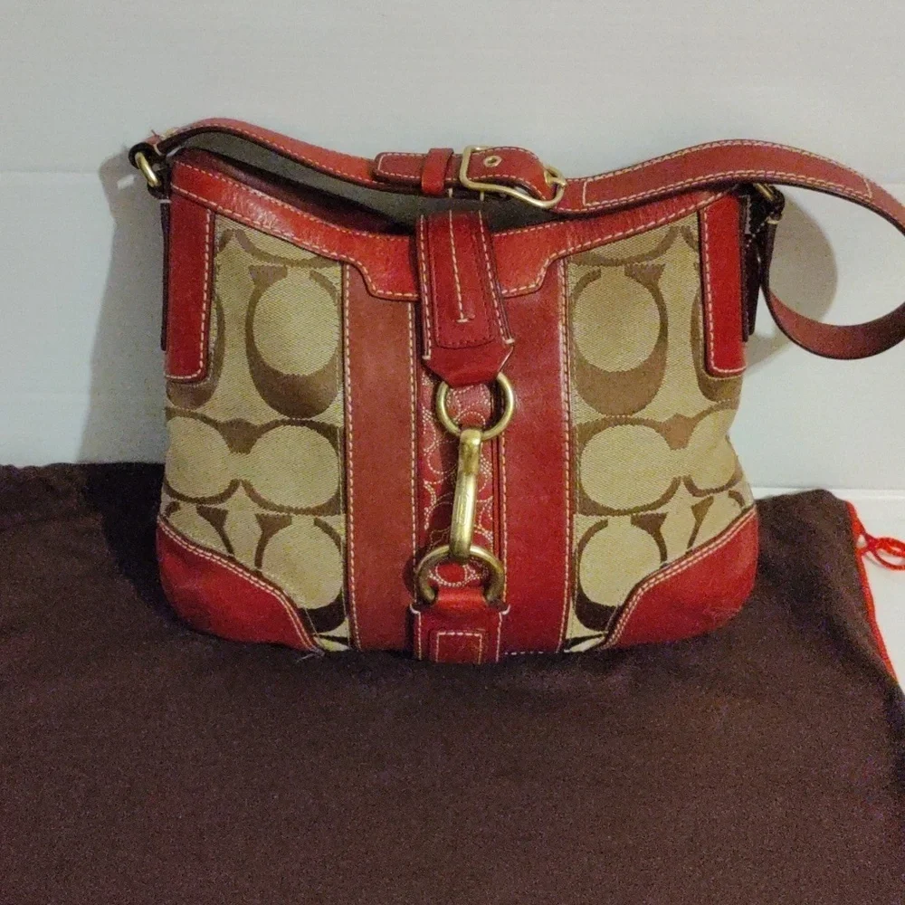 RARE Vintage Coach Y2K Hampton Signature C Hobo – Burgundy Leather Shoulder Bag